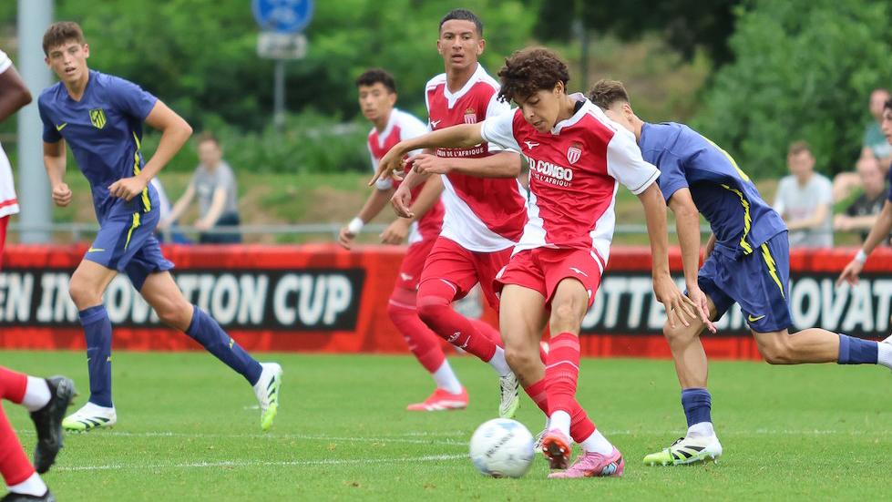 Anis Soubeir en action face à l'Atlético Madrid.