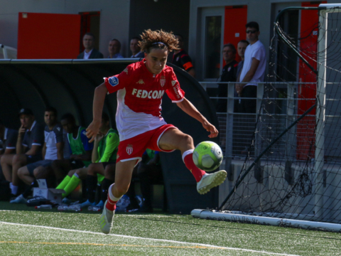 Trois matchs &agrave; la maison