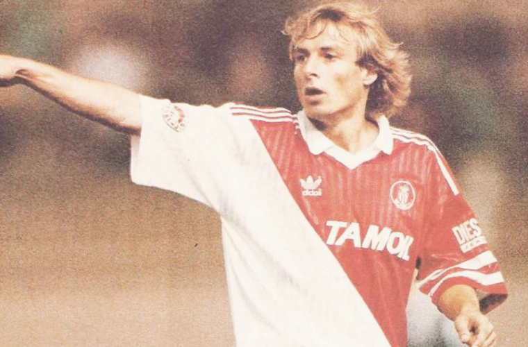 Jürgen Klinsmann de volta ao Louis-II