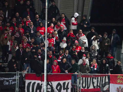 400 supporters rouge et blanc à Angers
