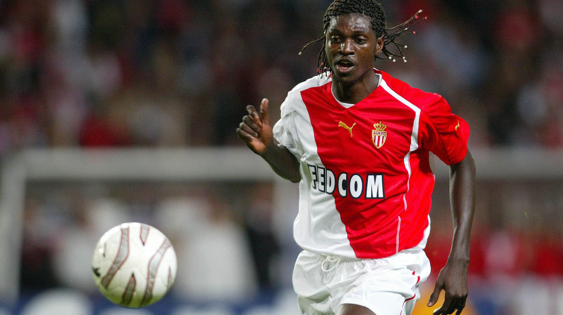 Nonda, The Galacticos, the Champions League in 2004… We catch up with Emmanuel Adebayor!