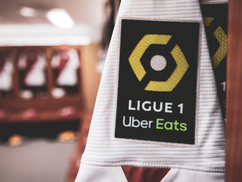 L’hommage du football pro à Samuel Paty et Bruno Martini