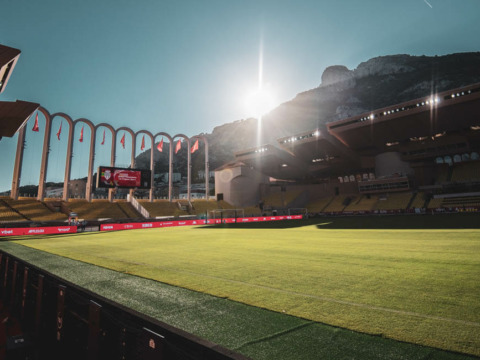 Quelles sont les règles à respecter au Stade Louis-II face à Prague ?