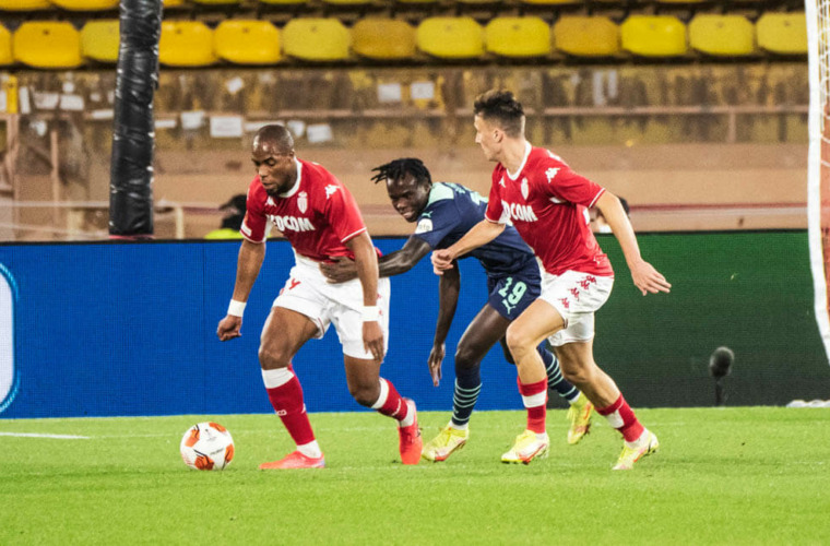 160 matches in Rouge et Blanc for Djibril Sidibé