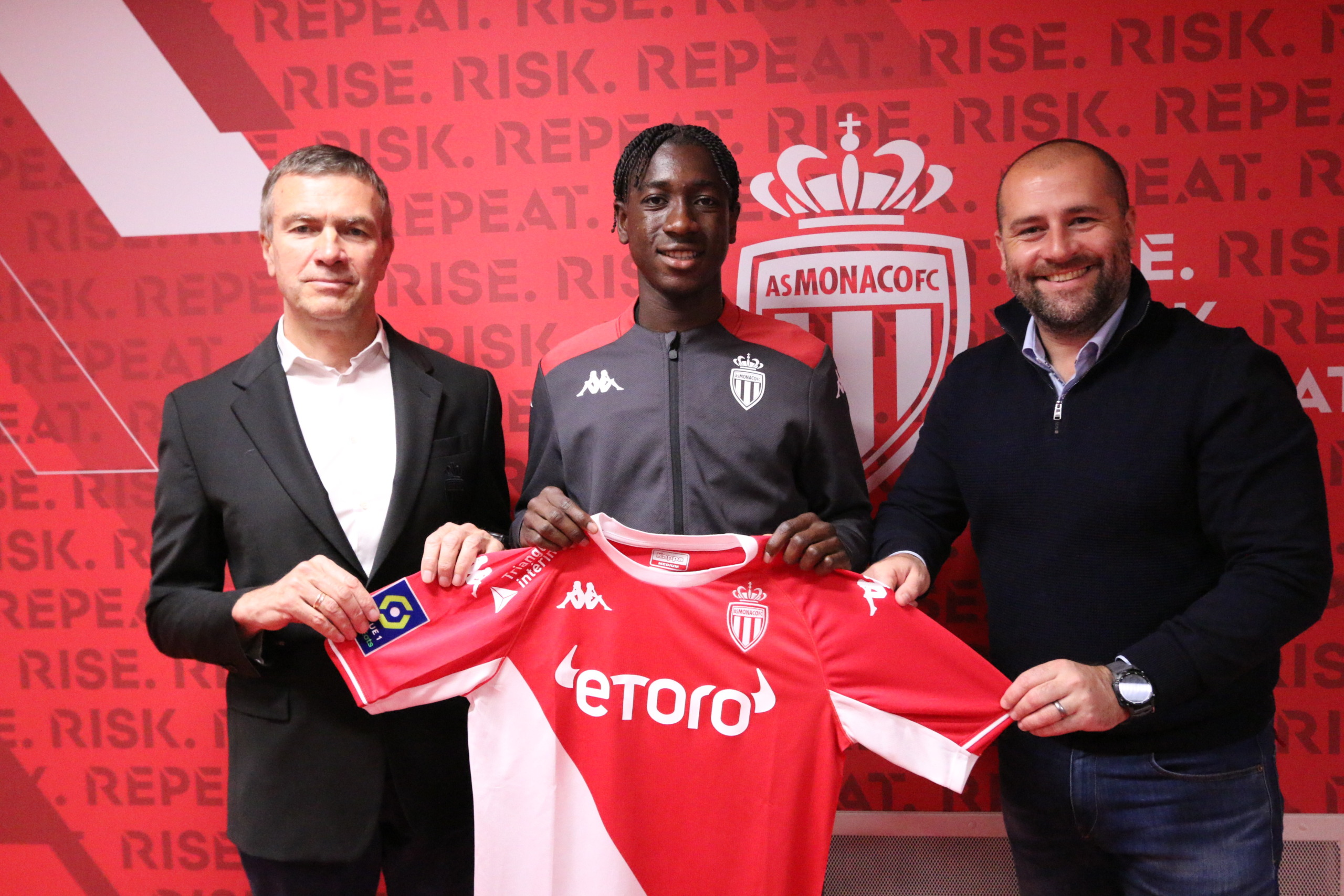 First professional contract for Mamadou Coulibaly with AS Monaco