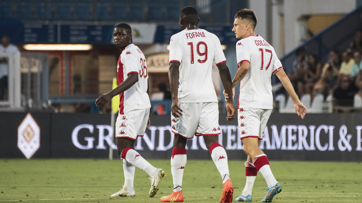 Монако анже 1 мая. Ференцварош трабзонспор. Монако псв. Кик монако. Монако.