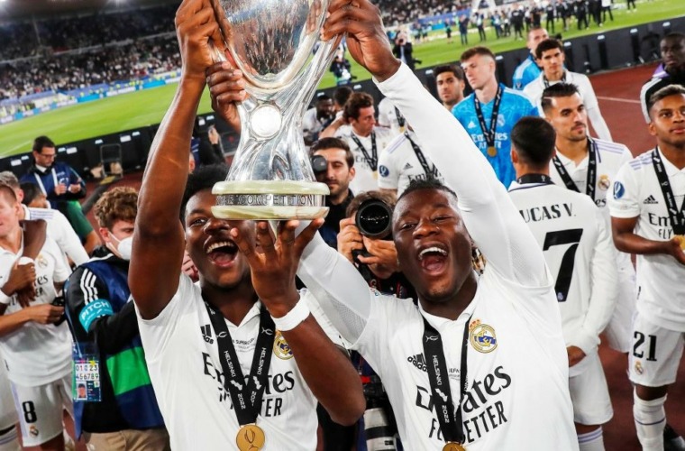 Premier trophée avec le Real Madrid pour Aurélien Tchouameni