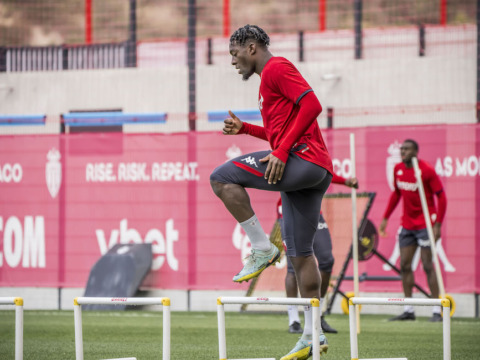 Le Centre de Performance, son début de saison... Axel Disasi se confie à l'UEFA