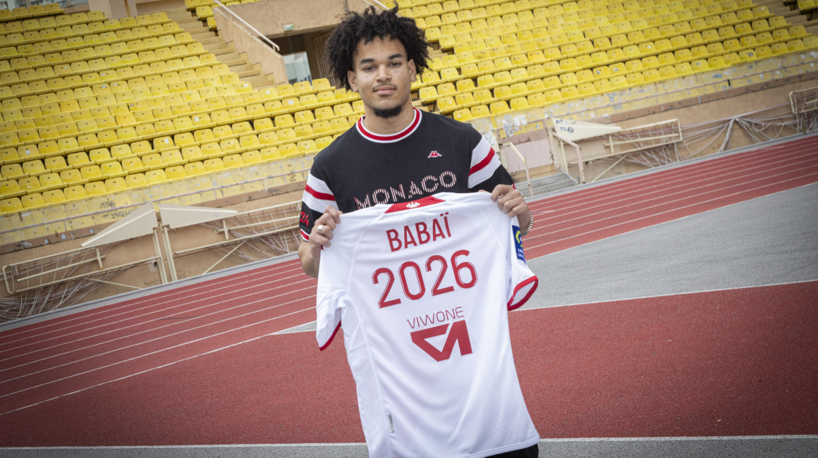 Назим Бабаи подписывает первый профессиональный контракт с «Монако»