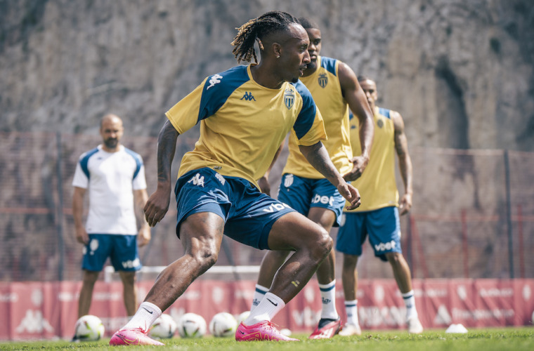 Gelson Martins joins Olympiakos