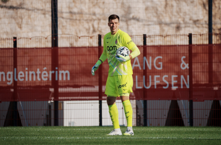 Joyeux anniversaire à Radoslaw Majecki