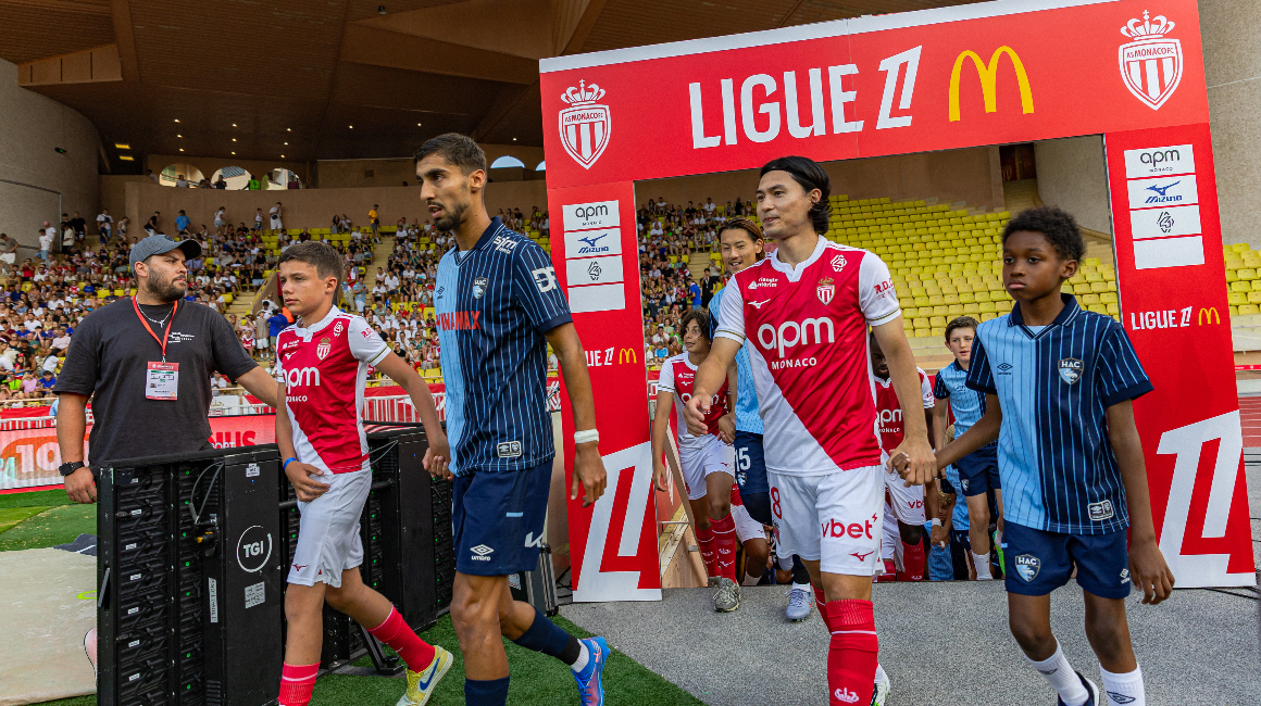 Le cap des 100 pour Minamino, grande première pour Bamba