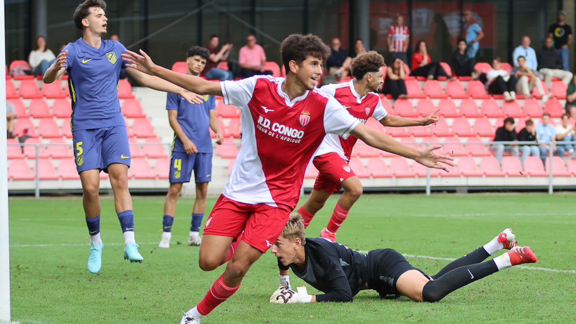 Yasir Mouh et Nacim Dendani ont tous les deux marqué dans cette finale de l'Otten Innovation Cup 2025.