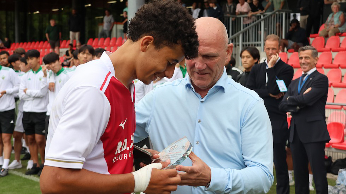 Nahël Haddani a été récompensé trophée de meilleur joueur du tournoi.