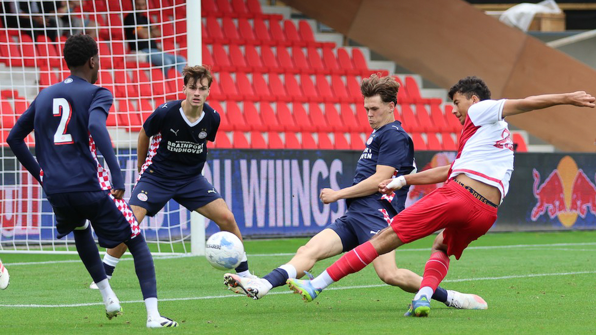 Nahël Haddani a malmené la défense du PSV.