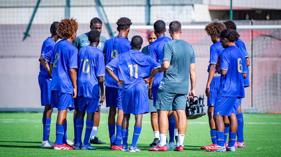 Depuis deux semaines, c'est un nouveau groupe qui est façonné par Manu Dos Santos et son staff.