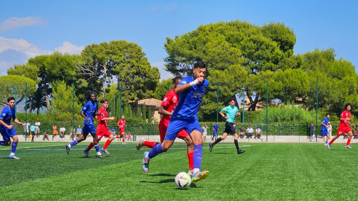 Première victorieuse pour les U17 et les U19