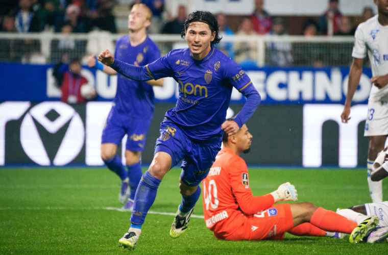 The inveitable Takumi Minamino is MVP of the win in Auxerre