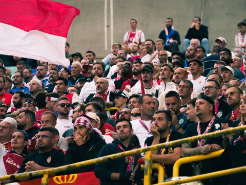 Plus de 600 supporters monégasques dans le parcage à Bruges