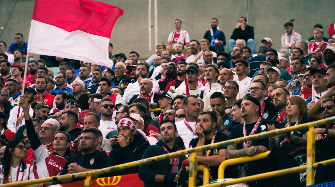 Plus de 600 supporters monégasques dans le parcage à Bruges