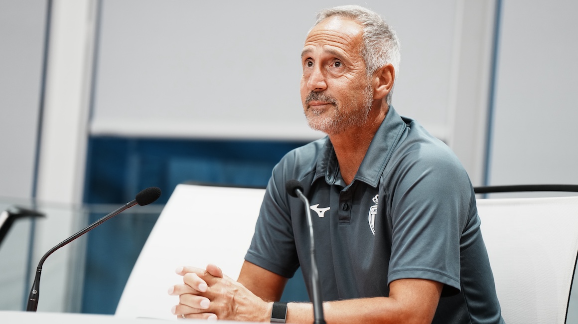 Adi Hütter : "Ce duel face au Club Bruges est une rencontre cruciale"