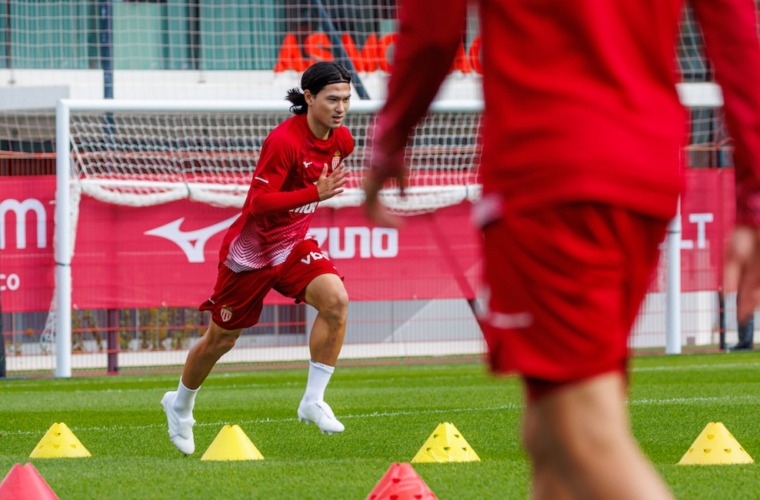 Takumi Minamino: "Continue to progress individually and collectively"