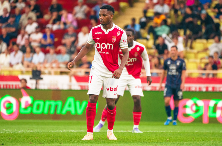 Ансу Фати - лучший игрок сентября Bang & Olufsen