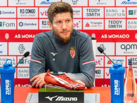 Sébastien Pocognoli : "Essayer d'imposer notre jeu face au Paris FC"