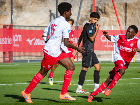 Combatifs, les U17 accrochés par Nîmes