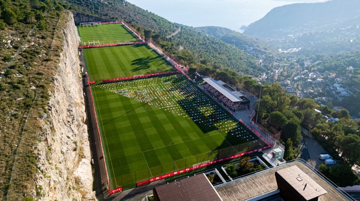 1146 Jerseys: the record collection of a Rouge & Blanc supporter