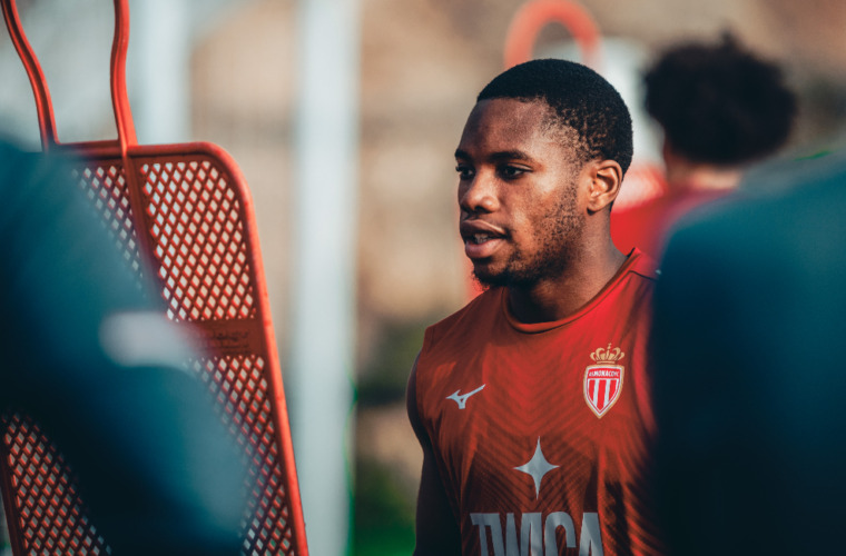 Stanis Idumbo avec les Espoirs belges pour les qualifs’ de l’Euro U21