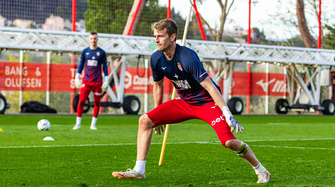 Luk&aacute;&scaron; Hradeck&yacute; avec la Finlande pour retrouver la comp&eacute;tition