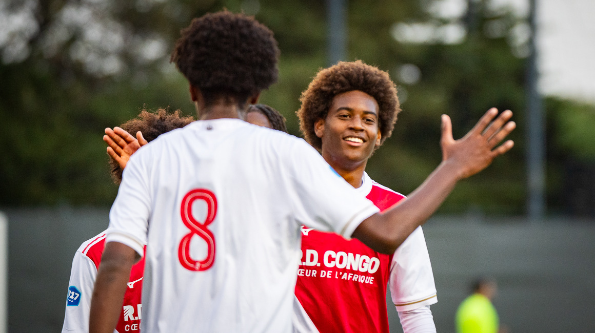 Les U19 pi&eacute;g&eacute;s au Cavigal, les U17 cartonnent contre La Duch&egrave;re