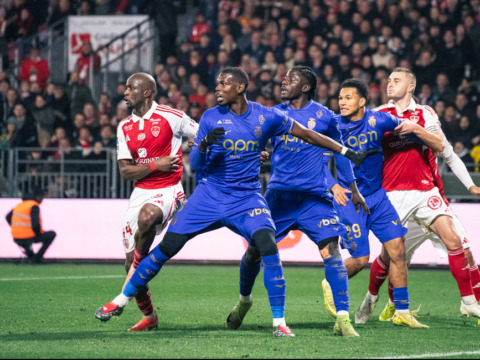 L’AS Monaco volontaire mais surpris par le Stade Brestois