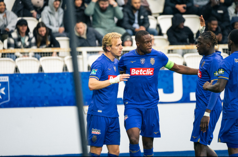 La frappe puissante de Biereth bijou de d&eacute;cembre by APM Monaco