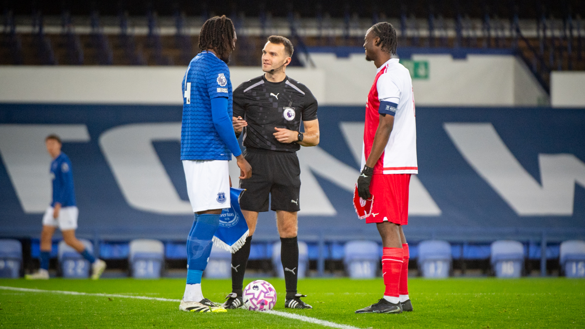 Ritchy Valmé portait le brassard de capitaine pour ce match.