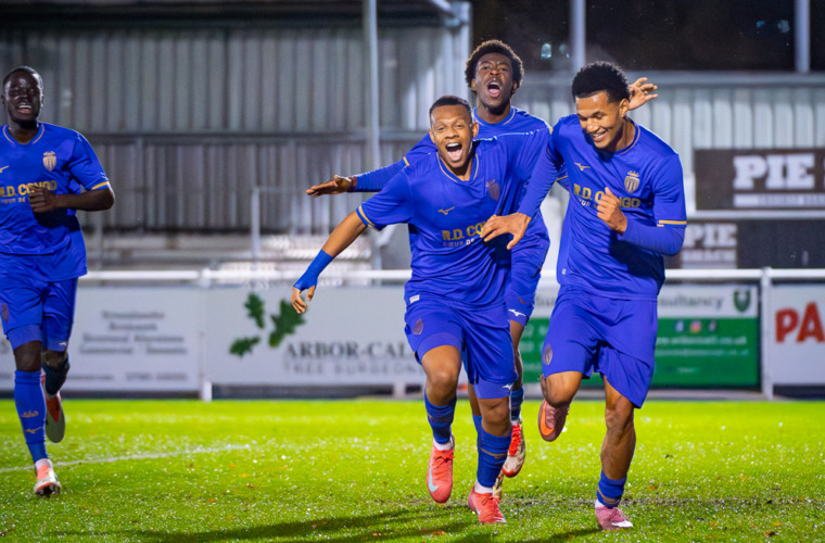 Tout en maîtrise, le Groupe Elite domine Southampton