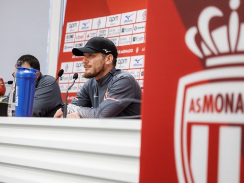 S&eacute;bastien Pocognoli : "&Ecirc;tre &agrave; notre meilleur niveau pour passer"