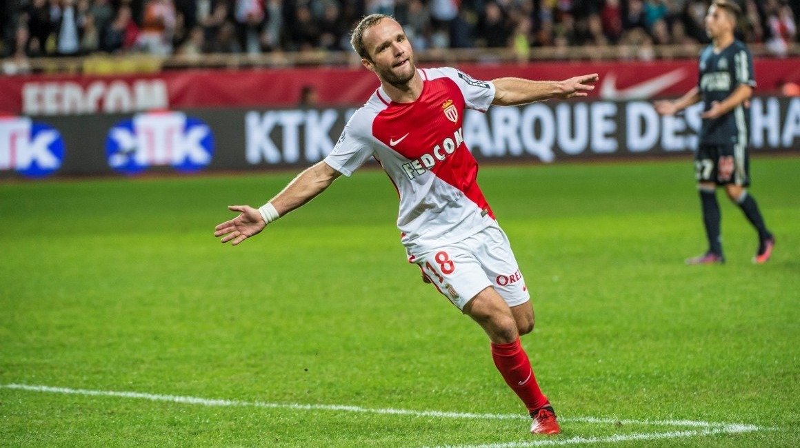 Val&egrave;re Germain &agrave; l'honneur et en d&eacute;dicaces face &agrave; Rennes
