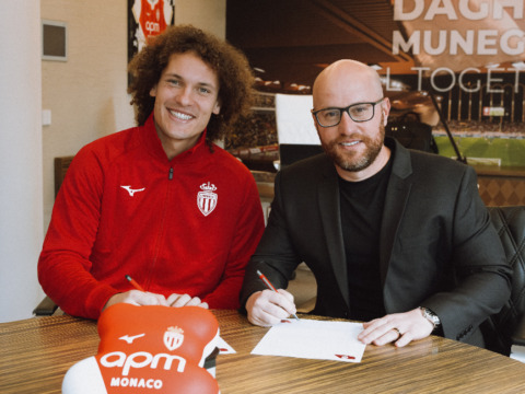 Wout Faes is rouge & blanc