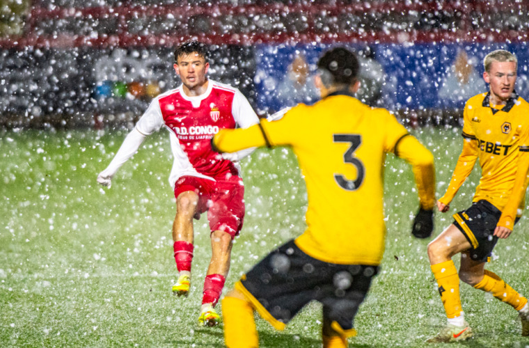 Le Groupe Elite d&eacute;fie les Wolves et vise les quarts de finale