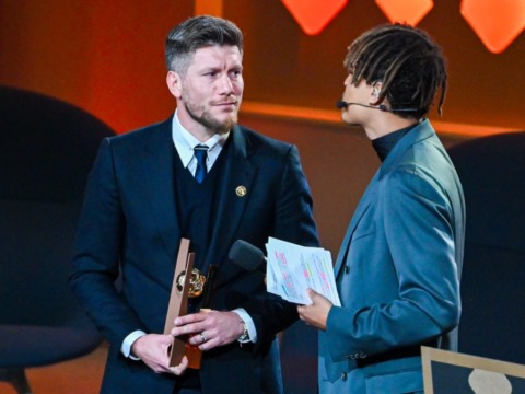 S&eacute;bastien Pocognoli &eacute;lu entra&icirc;neur de l&rsquo;ann&eacute;e en Belgique