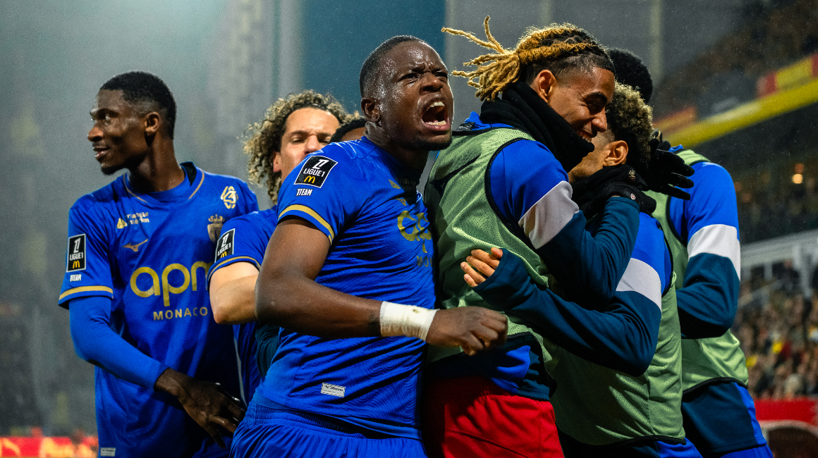 Забив три за десять минут, монегаски возвращаются из &laquo;Ланса&raquo; с победой!