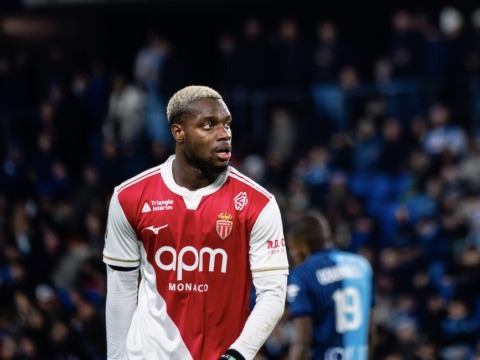 George Ilenikhena s&rsquo;engage avec Al-Ittihad