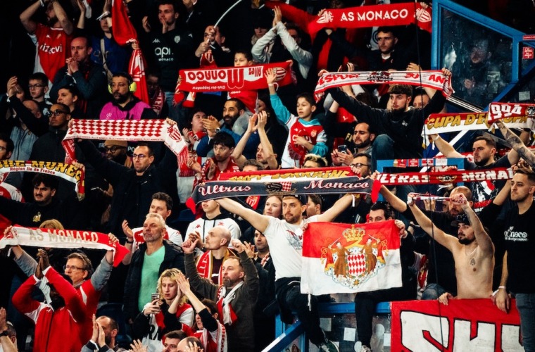 Un parcage de 1400 mon&eacute;gasques &agrave; la hauteur au Parc des Princes !