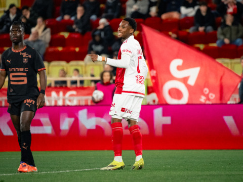 Stanis Idumbo avec les Espoirs belges pour des qualifs' et un amical