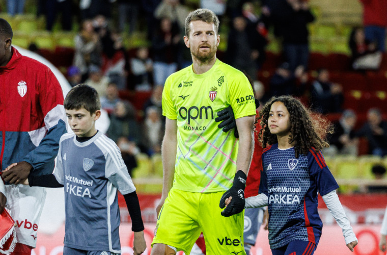 Luk&aacute;&scaron; Hradeck&yacute; avec la Finlande pour les FIFA Series 2026