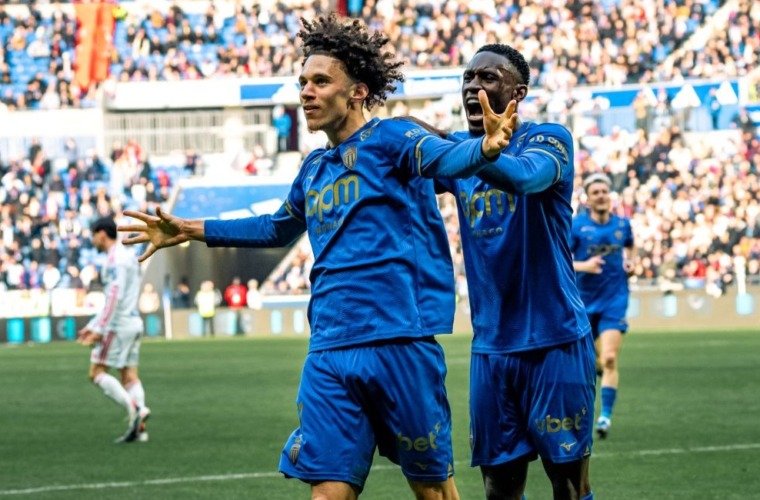 Благодаря камбэку в гостях у &laquo;Лиона&raquo; монегаски приближаются к тройке лидеров