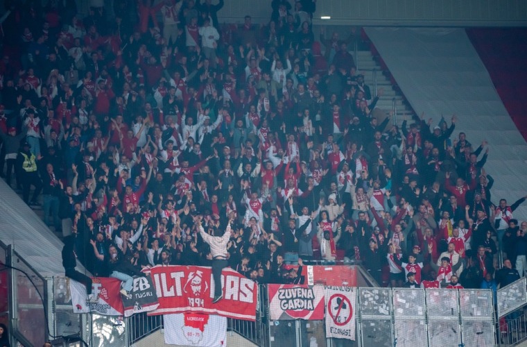 Un parcage rempli pour la victoire des Rouge et Blanc &agrave; Lyon