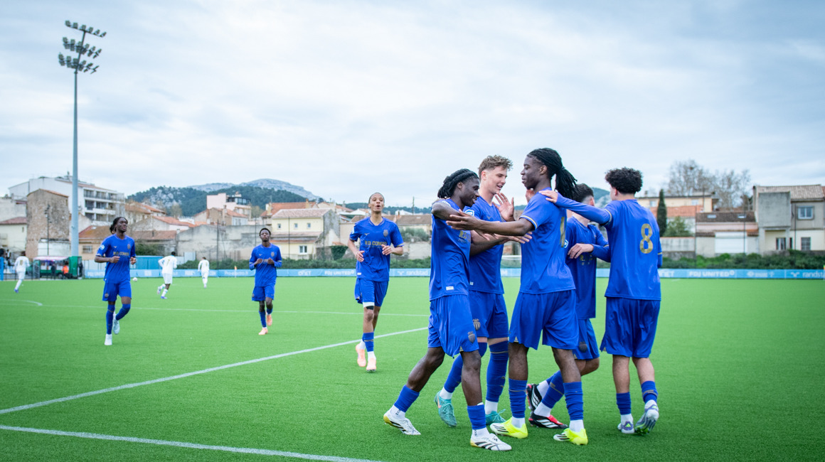 Conqu&eacute;rants, les U19 remportent le choc contre l'OM et gardent la t&ecirc;te !